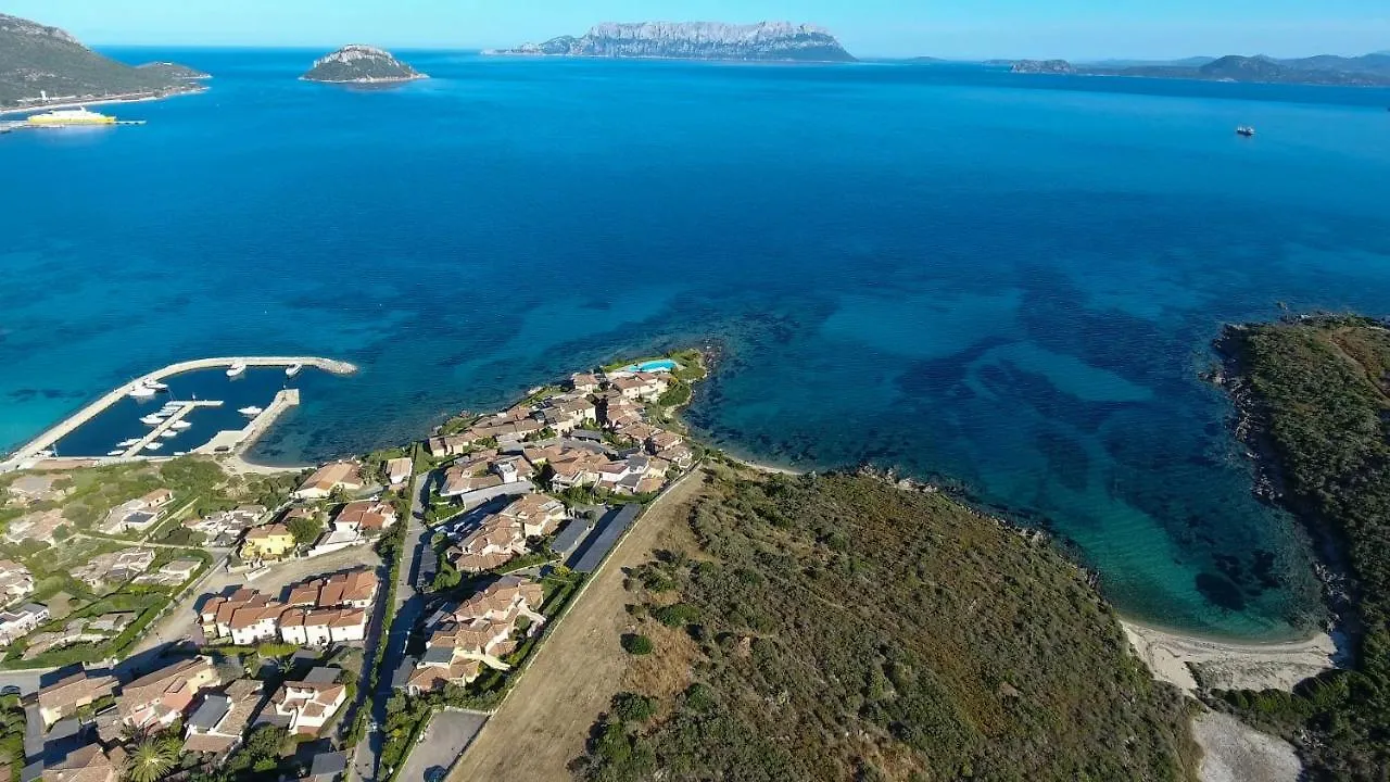 Apartment In S'Abba E Sa Pedra With Pool Golfo Aranci Italy