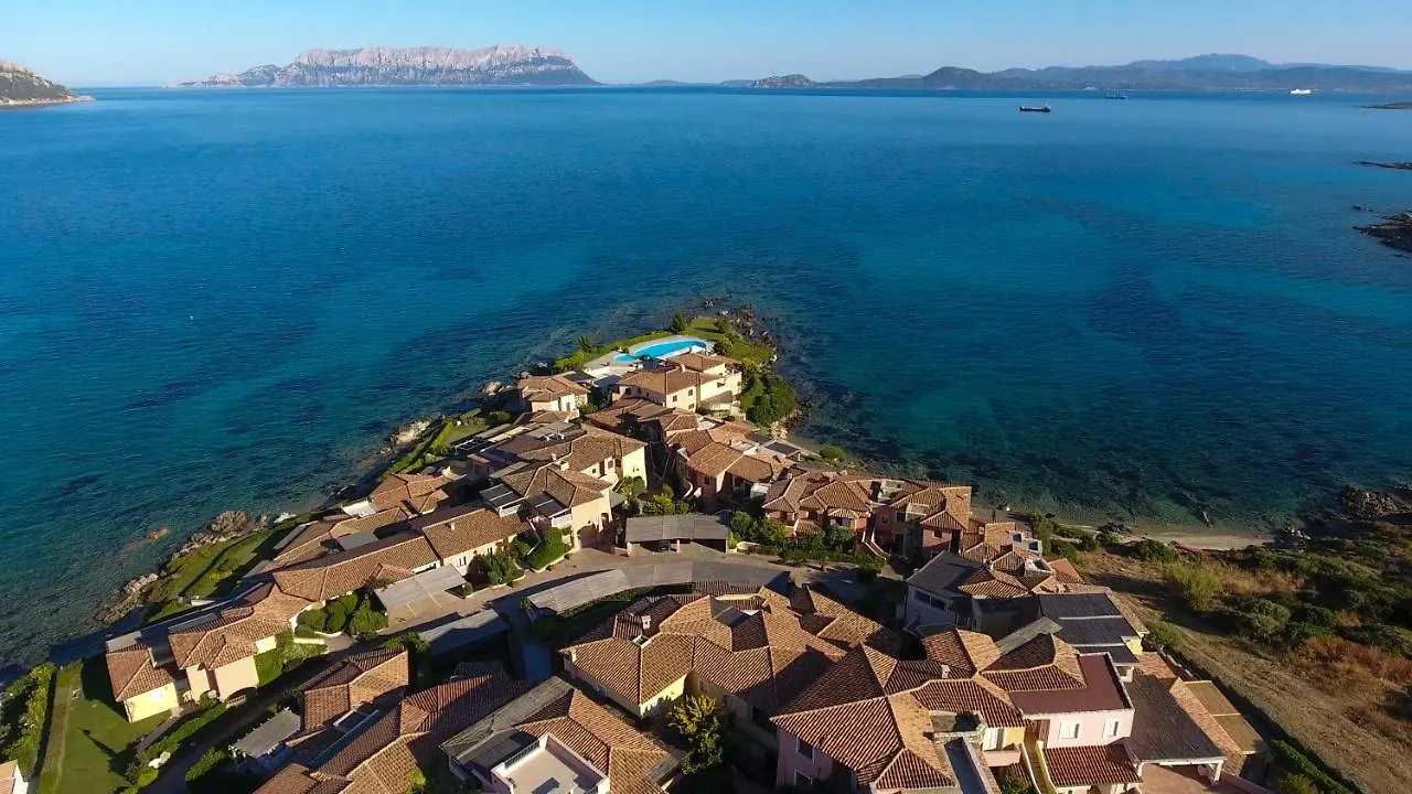Apartment In S'Abba E Sa Pedra With Pool Golfo Aranci