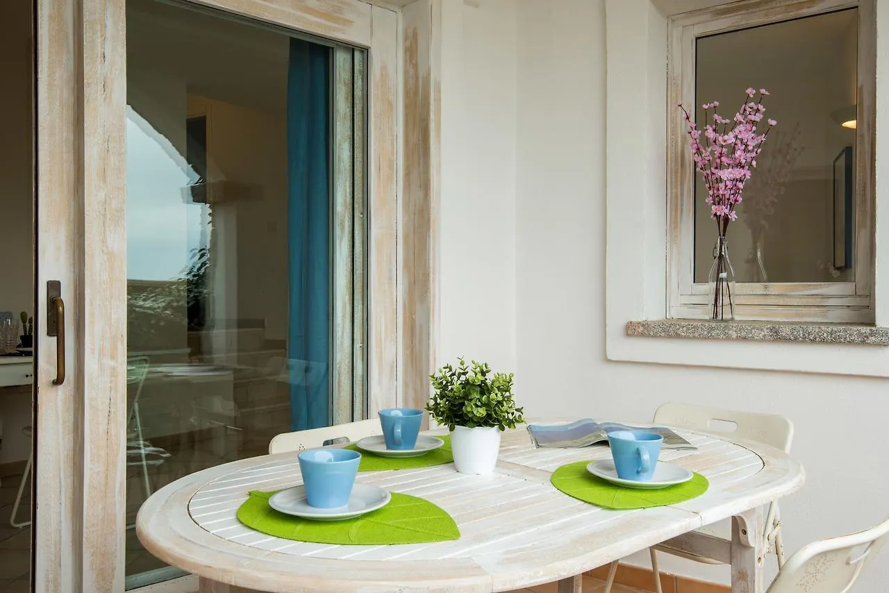 Apartment In S'Abba E Sa Pedra With Pool Golfo Aranci